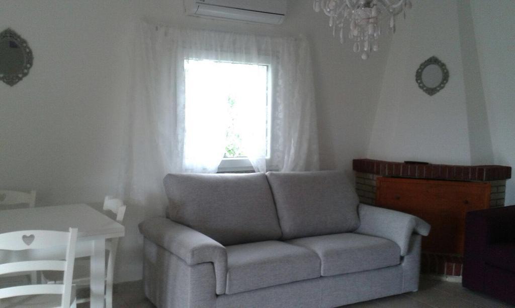 Il Fenicottero Rosa Villa Olbia Bagian luar foto
